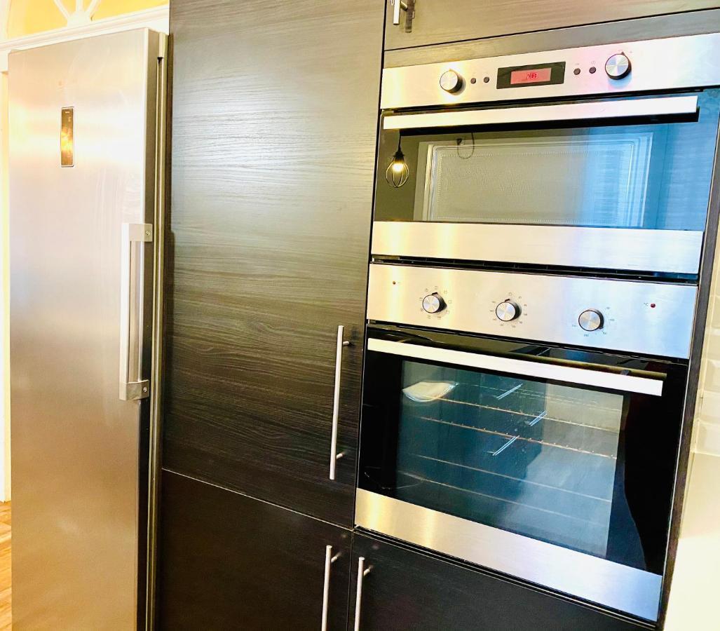 MAGNIFIQUE APPART 102 m2 ART/DÉCO AU BORD DE L'EAU Sète Exterior foto